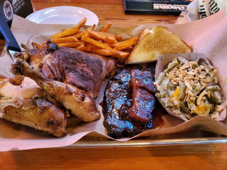 Cozy Swamp Rabbit - Sans Souci Greenville Furman Kültér fotó